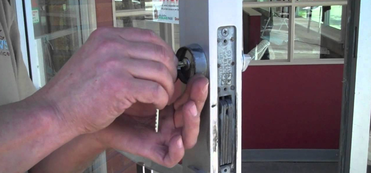 commercial door lock repair Lancaster